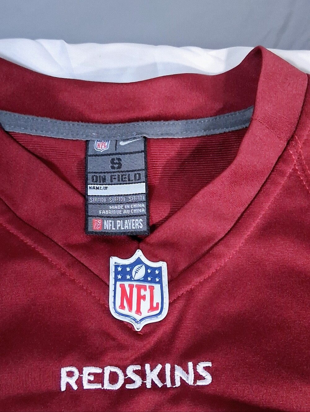 Boys Size 8 Robert Griffin III Washington Commanders Authentic Y2K NFL Jersey - Picture 2 of 9